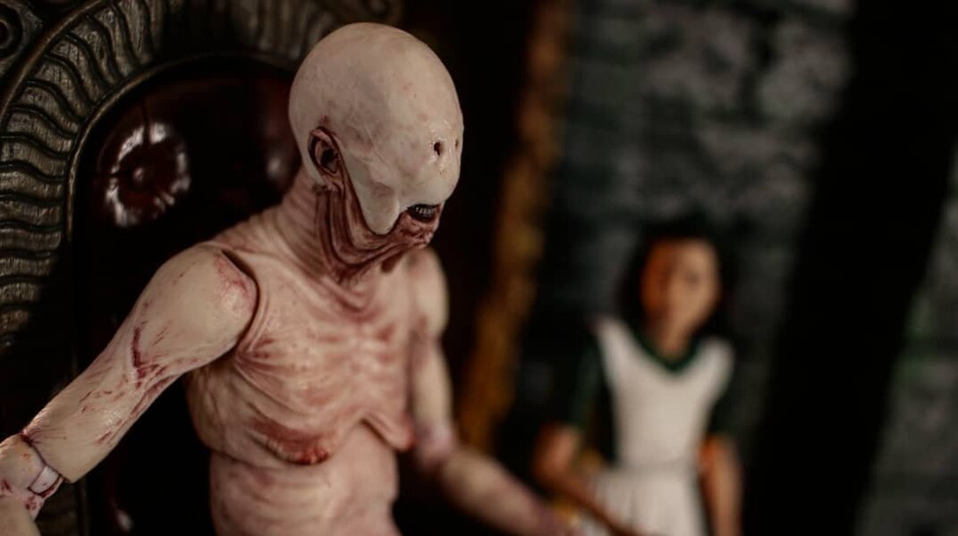 המבוך של פאן אקשן פיגר אופליה (Guillermo del Toro Signature Collection)