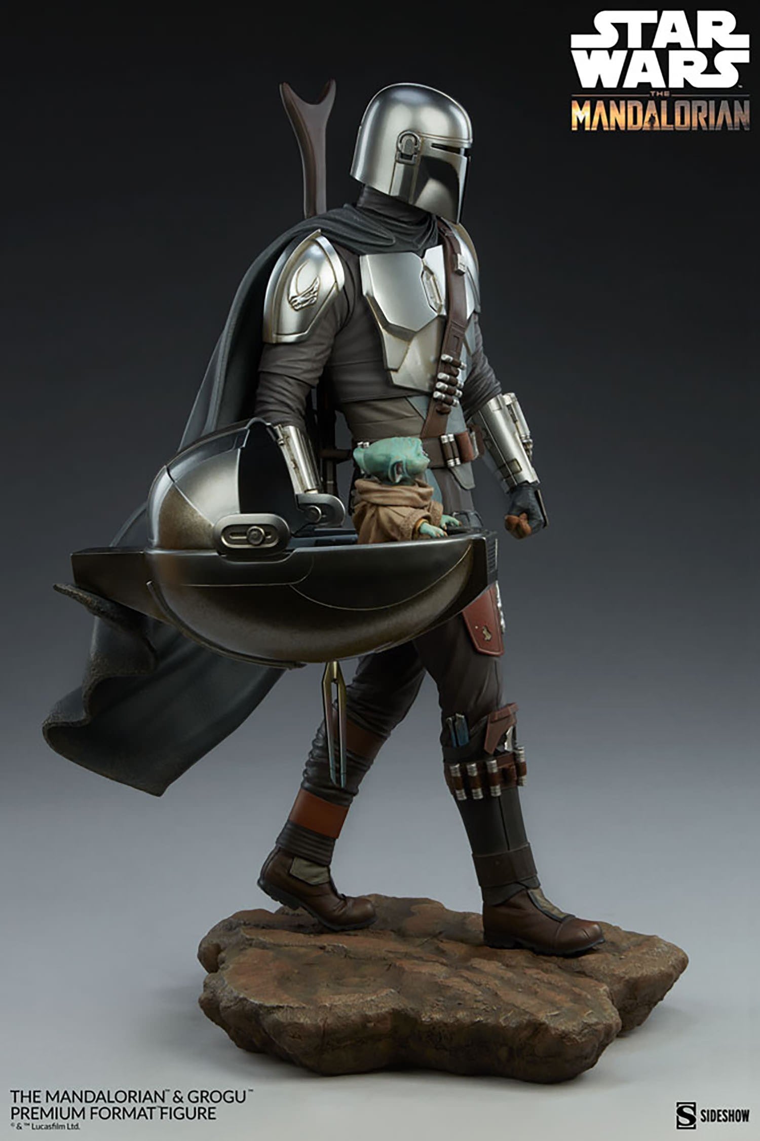 המנדלוריאן וגרוגו פסל פרימיום פורמט מבית Sideshow Collectibles (Premium Format Figure)