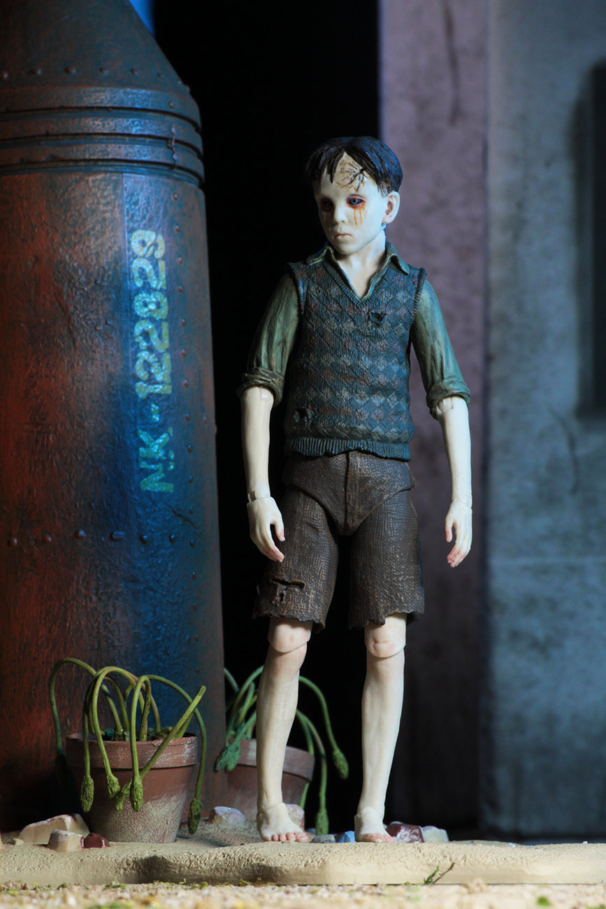 ילדים של אף אחד אקשן פיגר סאנטי (Guillermo del Toro Signature Collection)