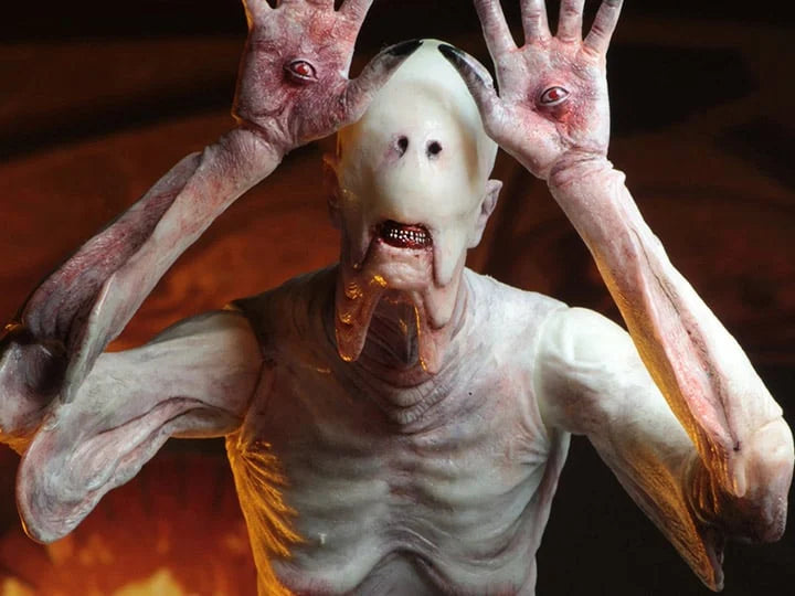 המבוך של פאן אקשן פיגר האיש החיוור (Guillermo del Toro Signature Collection)