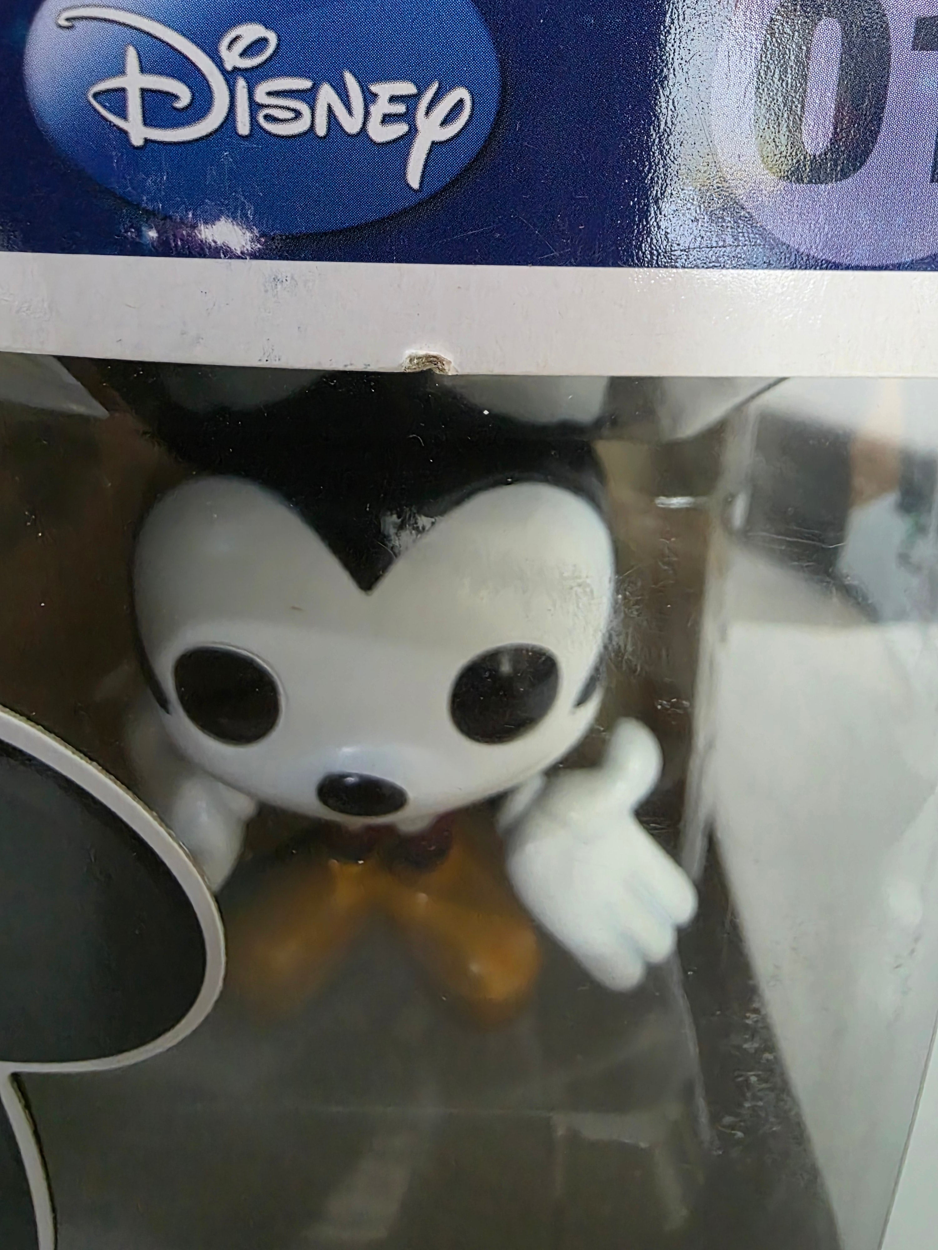 *אריזה פגומה*בובת פופ דיסני: מיקי מאוס Funko POP! Disney: Mickey Mouse #01