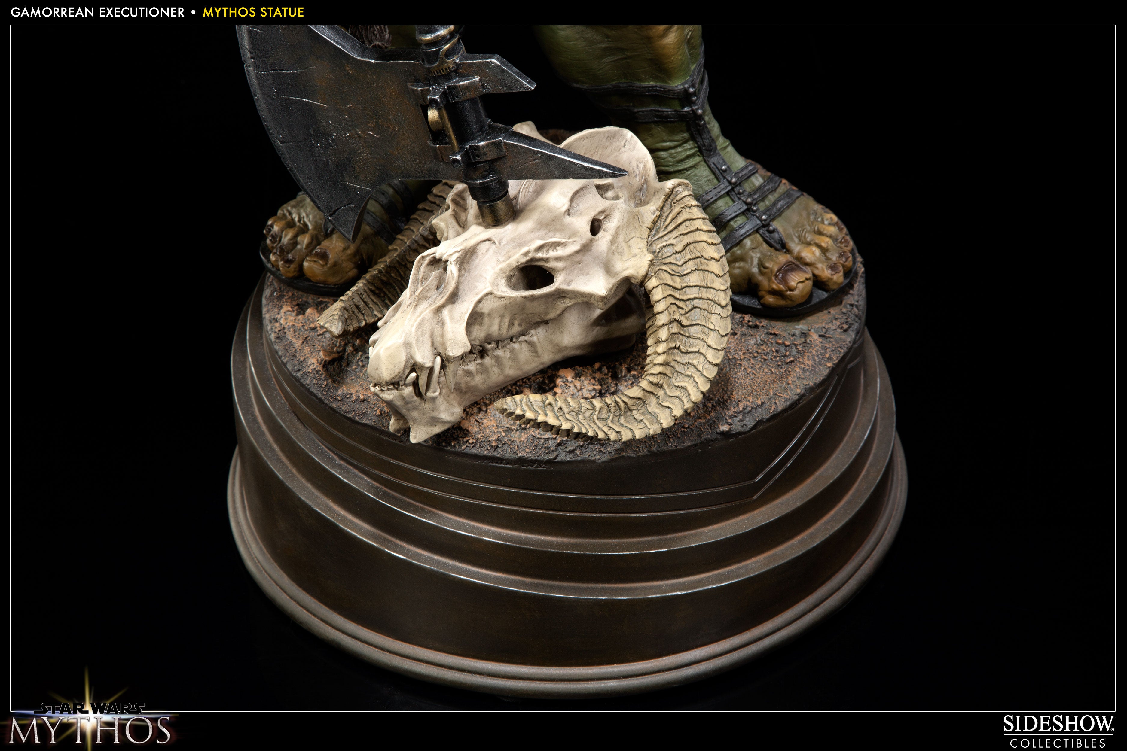 התליין הגמוריאני פסל מיתוס מבית Sideshow Collectibles (Gamorrean Executioner Mythos)